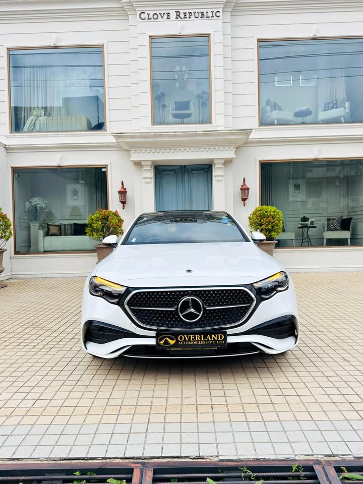 2024 Mercedes-Benz e350e amg premium plus