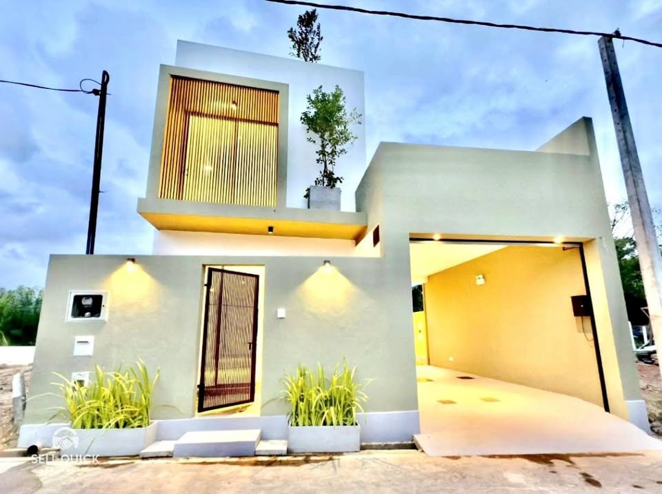 Brand New Box Type Modern Luxury Three Story House For Sale In Hokandara.